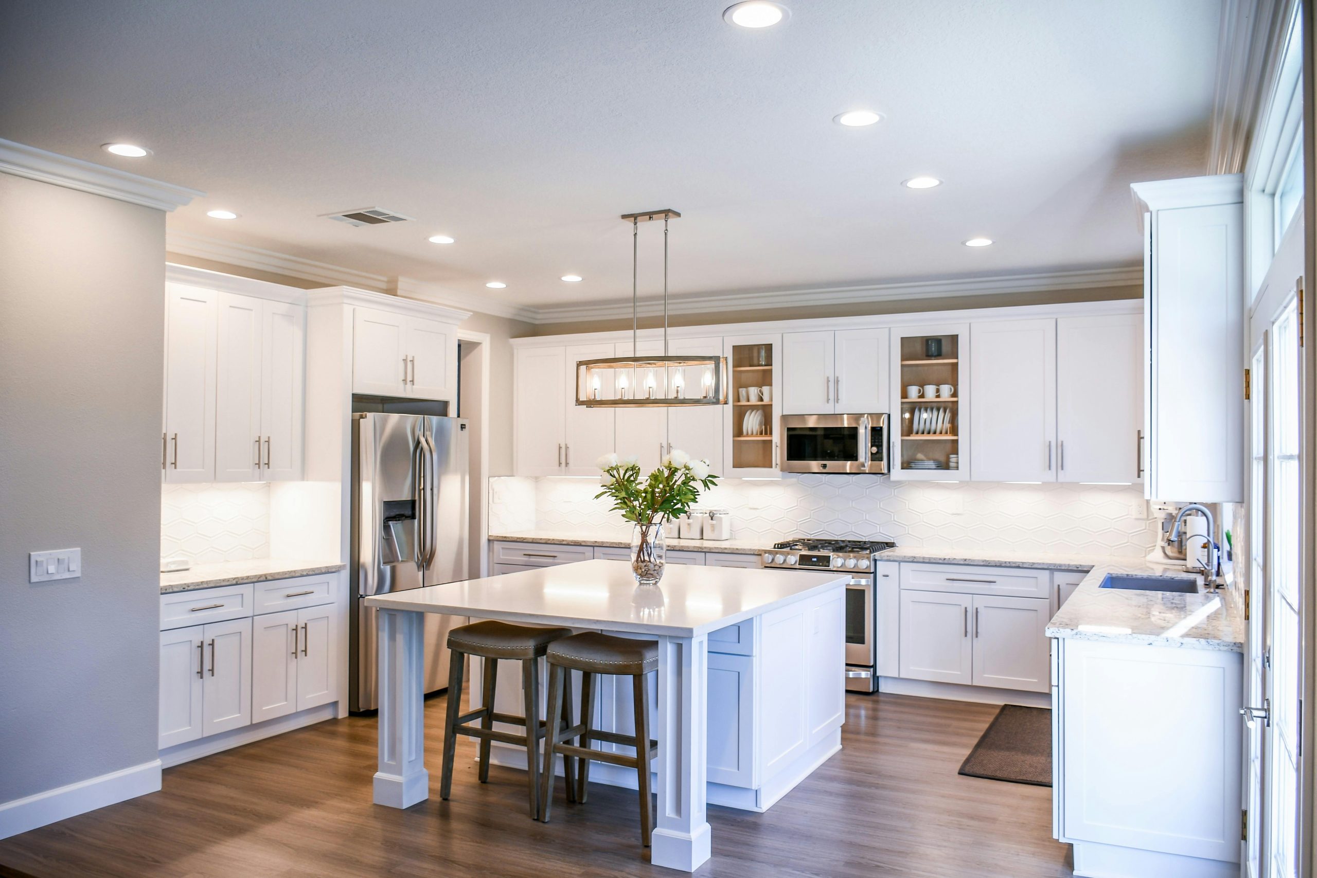 239 W Thomas St, Roxana, IL